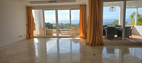 4 Schlafzimmer Villa in Marbella, Spain, Nr. 62682 3
