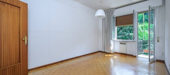2 Schlafzimmer Wohnung in Genoa, Italy, Nr. 337248 11