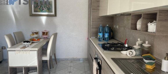 Apartamento de 2 dormitorios en Cosenza, Italy No. 41573 21