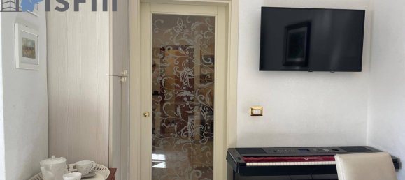 Apartamento de 2 dormitorios en Cosenza, Italy No. 41573 20