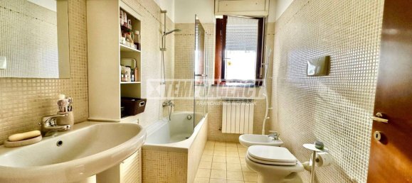Apartamento T1 em Rozzano, Italy N.º 312169 10