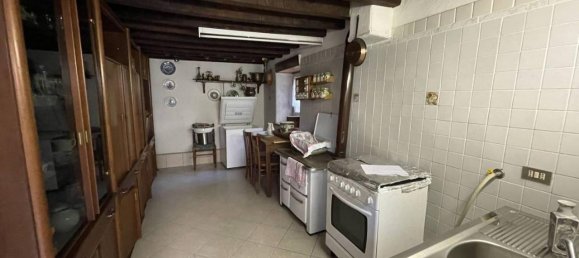 3 rooms House in Bardi, Italy No. 70443 12