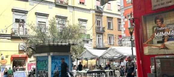 1 chambre Appartement à Naples, Italy No. 319856 6