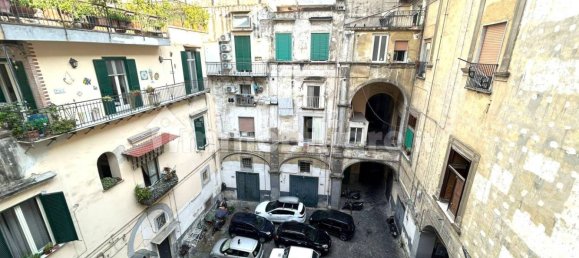 1 chambre Appartement à Naples, Italy No. 319856 4