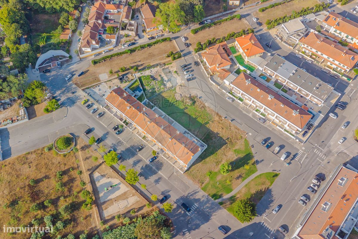 168m² Land in Gafanha da Encarnacao, Portugal No. 226312