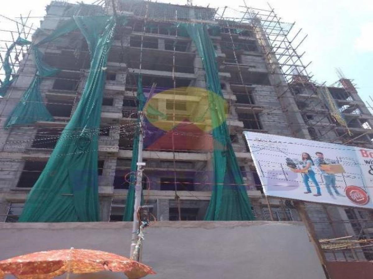 Дом с 4 спальнями в Колката, Индия № 44050