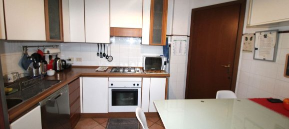 4غرفة منزل في Biassono, Italy رقم 187112 60