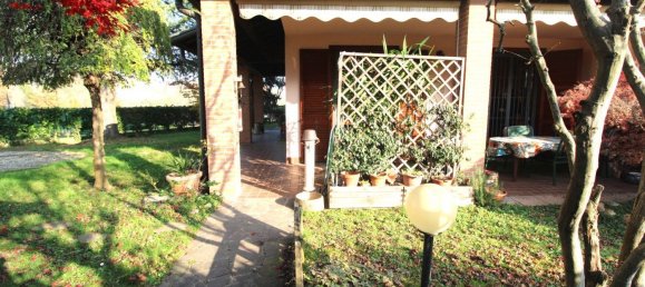 4غرفة منزل في Biassono, Italy رقم 187112 136