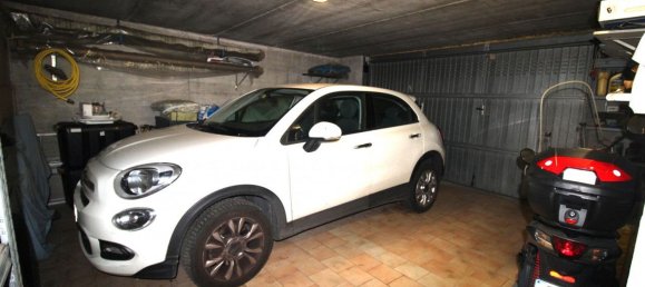 4غرفة منزل في Biassono, Italy رقم 187112 128