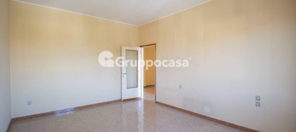 2 bedrooms Apartment in Magenta, Italy No. 15232 15
