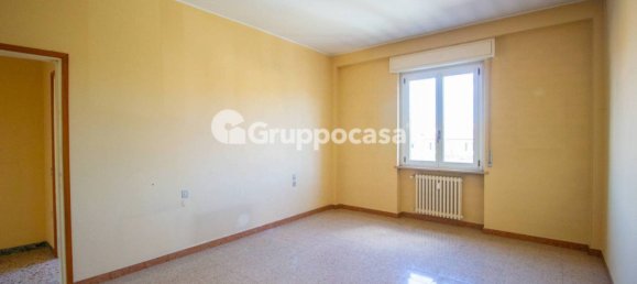 2 bedrooms Apartment in Magenta, Italy No. 15232 14
