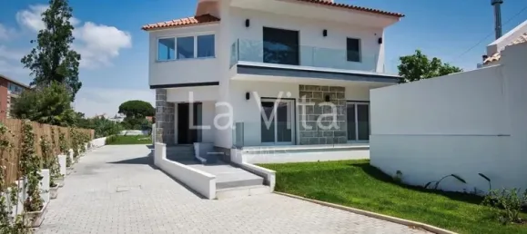 4 bedrooms House in Cascais, Portugal No. 171485 2