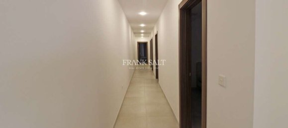 Penthouse T2 em Swieqi, Malta N.º 4462 11