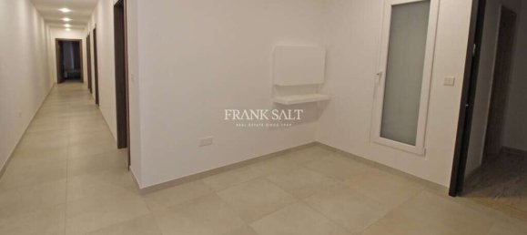 Penthouse T2 em Swieqi, Malta N.º 4462 10