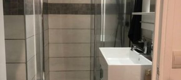 1 bedroom Apartment in Paris, France No. 309914 4