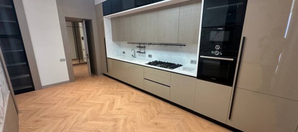 4 غرف نوم شقة في Nasimi, Azerbaijan رقم 1382 3