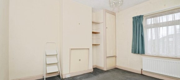 3 bedrooms House in Harrow, United Kingdom No. 6325 10