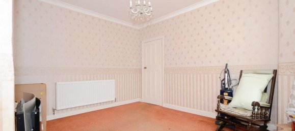 3 bedrooms House in Harrow, United Kingdom No. 6325 8