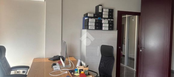 Lagerhaus in Scandicci, Italy 800m², Nr. 275433 21