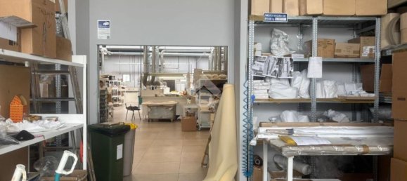 Lagerhaus in Scandicci, Italy 800m², Nr. 275433 14