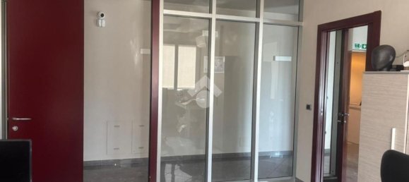 Lagerhaus in Scandicci, Italy 800m², Nr. 275433 23