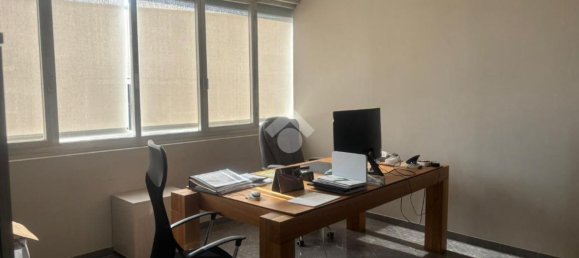 Lagerhaus in Scandicci, Italy 800m², Nr. 275433 24