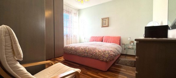 Ático de 8 habitaciónes en Prato, Italy No. 9445 24