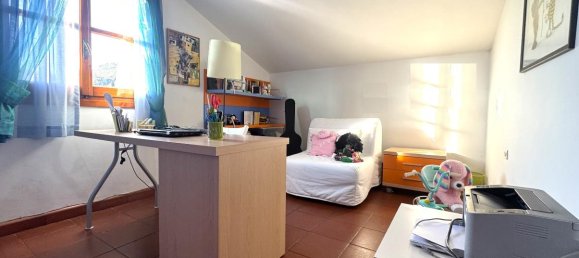 Ático de 8 habitaciónes en Prato, Italy No. 9445 43