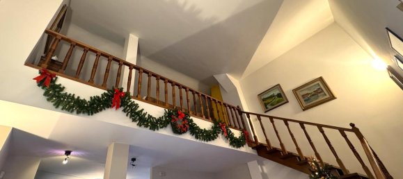 Ático de 8 habitaciónes en Prato, Italy No. 9445 25