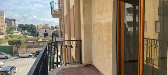 5-salle Appartement à Marsala, Italy No. 174245 8