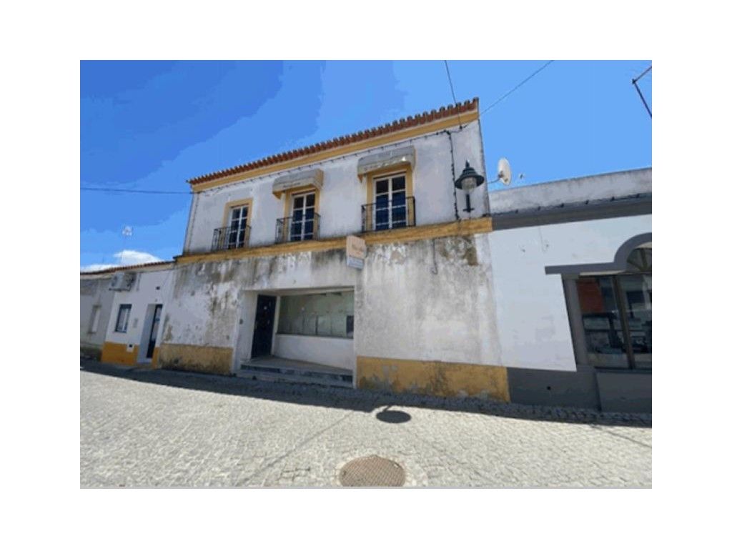 Gewerbliche Immobilie in Pias, Portugal 226m², Nr. 32024