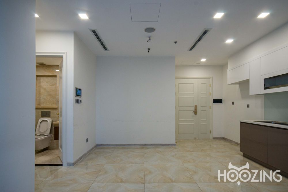 1 room Office in District 1, Vietnam No. 17560