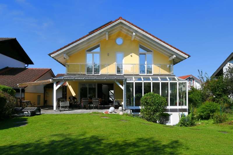 6-salle Maison à Rosenheim, Germany No. 84923