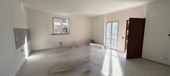 3 bedrooms Apartment in Rome, Italy No. 332025 17