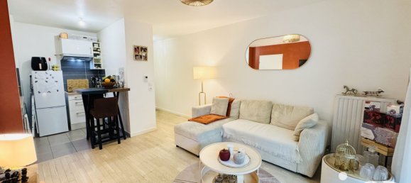 1 bedroom Apartment in Massy, France No. 291059 4