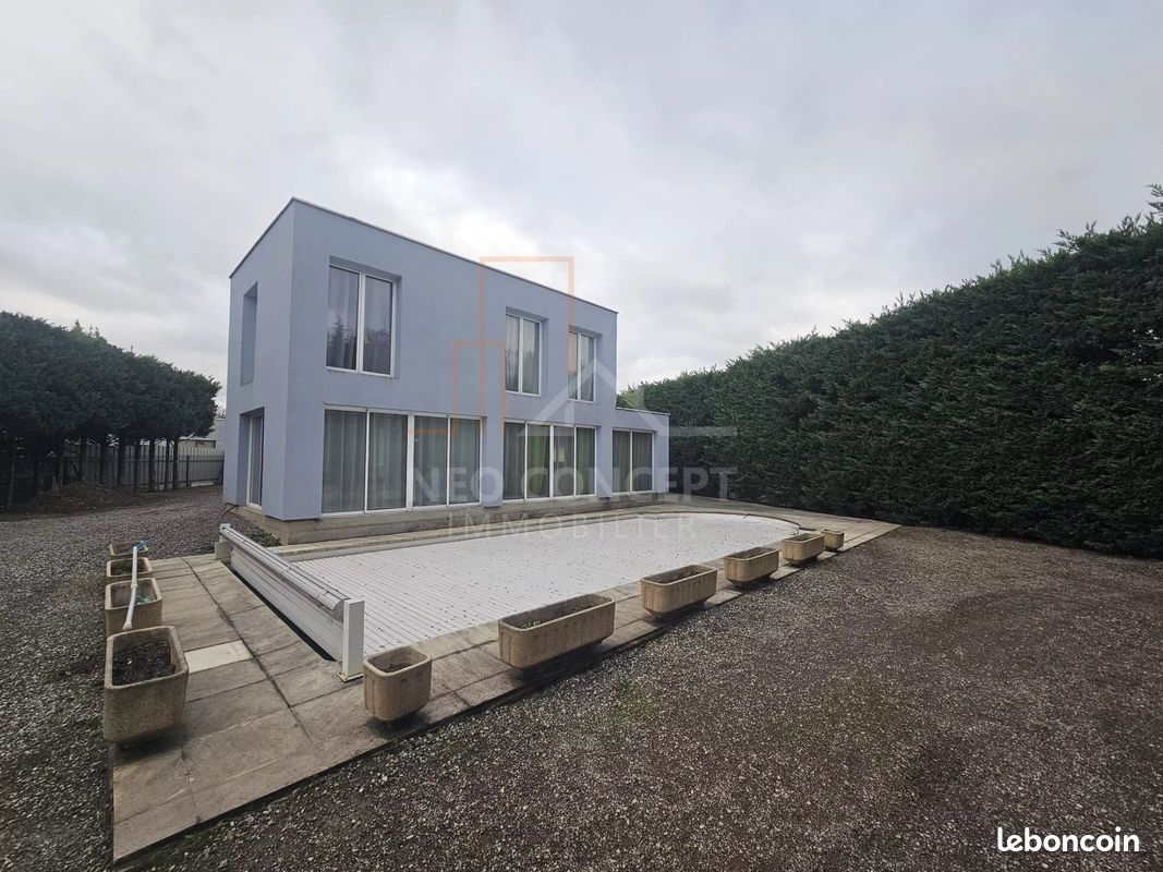 5 غرف نوم منزل في Eckbolsheim, France رقم 79363