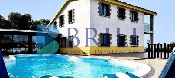 8 bedrooms House in Aglientu, Italy No. 335471 12