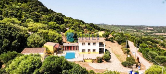 8 bedrooms House in Aglientu, Italy No. 335471 31