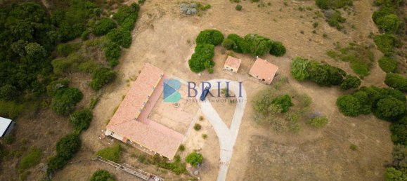 8 bedrooms House in Aglientu, Italy No. 335471 4