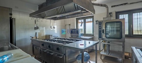 8 bedrooms House in Aglientu, Italy No. 335471 14