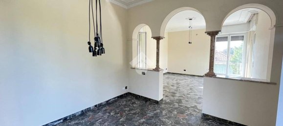 2 bedrooms Apartment in Saronno, Italy No. 372536 3