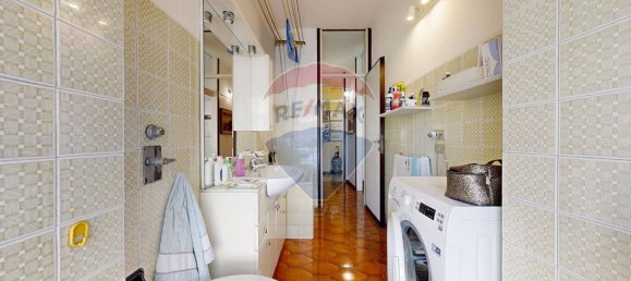 4 bedrooms Apartment in Milan, Italy No. 364227 25