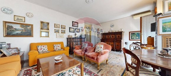 4 bedrooms Apartment in Milan, Italy No. 364227 2