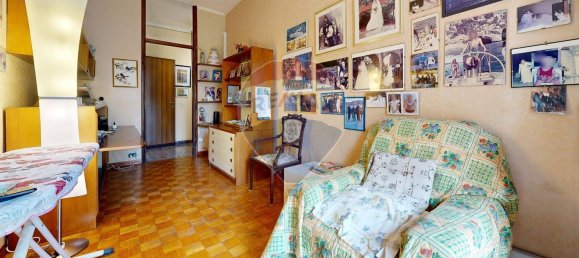 4 bedrooms Apartment in Milan, Italy No. 364227 22