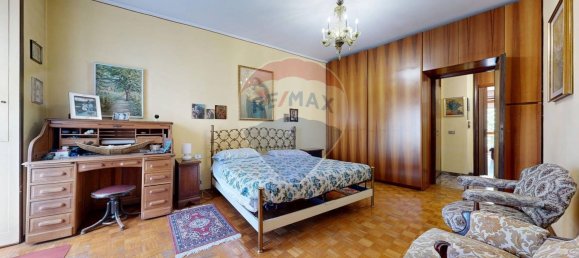 4 bedrooms Apartment in Milan, Italy No. 364227 17