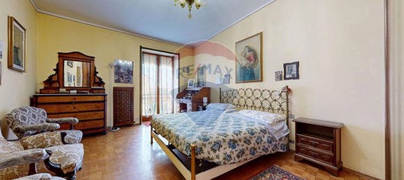 4 bedrooms Apartment in Milan, Italy No. 364227 14
