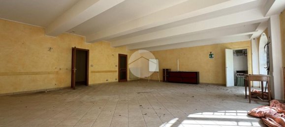 Edifício de 90 divisões em Castelnuovo Nigra, Italy N.º 341376 11