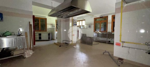 Edifício de 90 divisões em Castelnuovo Nigra, Italy N.º 341376 18