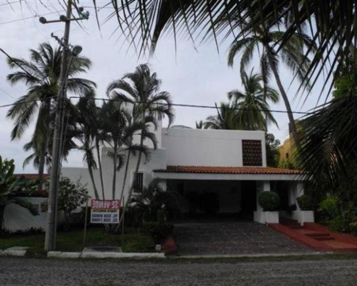 4 bedrooms House in Manzanillo, Mexico No. 157394