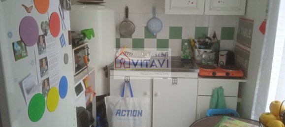 Studio à Compiègne, France No. 68211 7